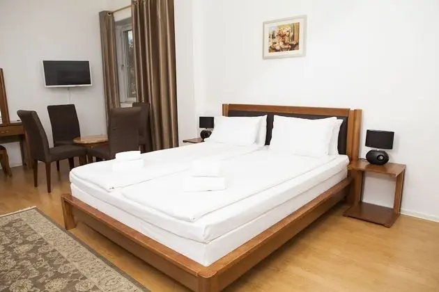 Standard Tek Büyük veya İki Ayrı Yataklı Oda