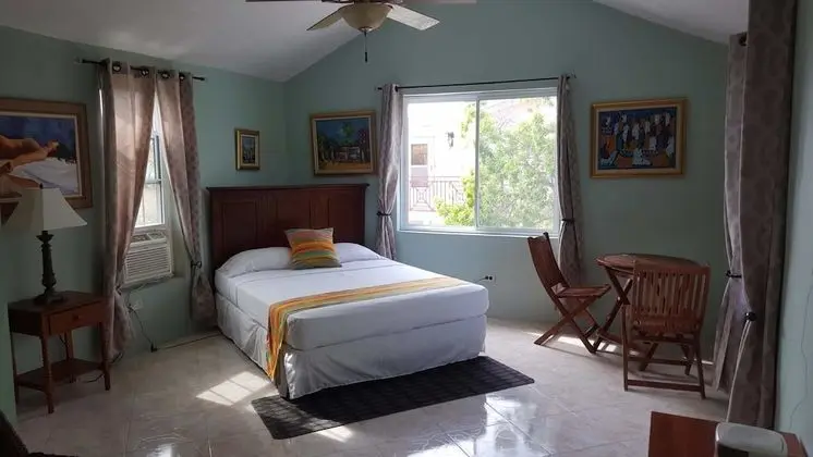 Queen Room #1