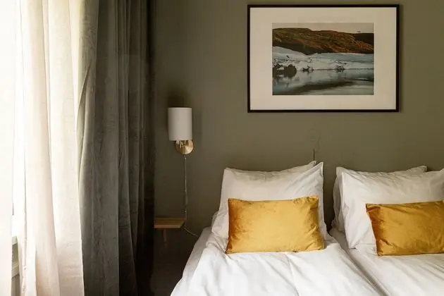 Basic Tek Büyük Yataklı Oda