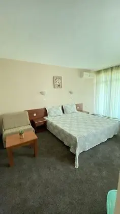 Tek Büyük veya İki Ayrı Yataklı Oda, Balkon