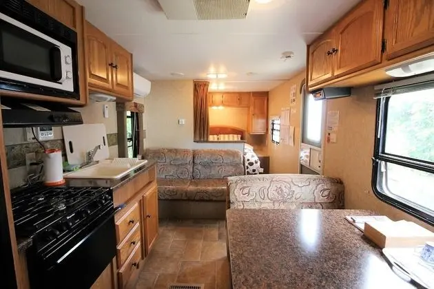 Karavan (Caravan)