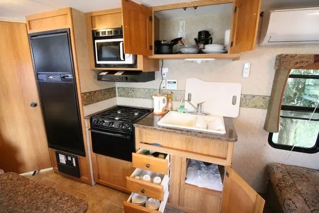 Karavan (Caravan)