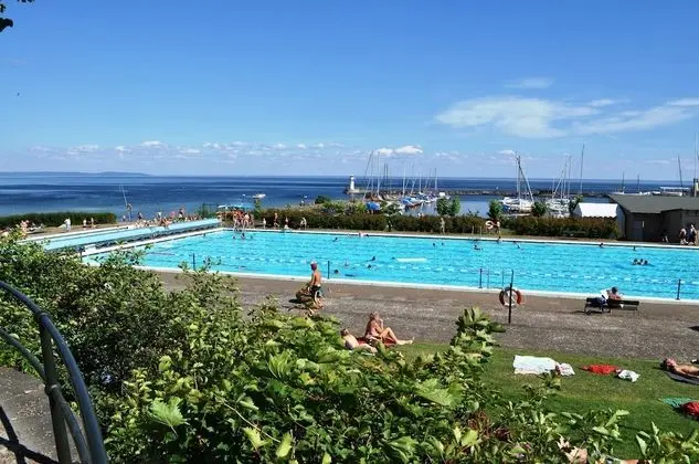 Tek Büyük Yataklı Oda, Kısmi Göl Manzaralı