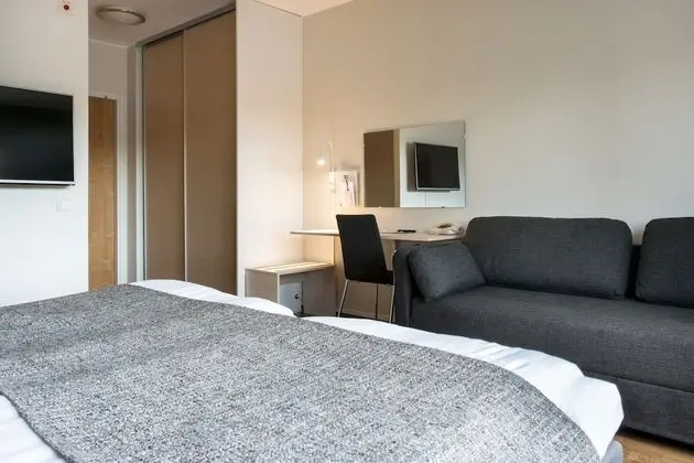 Üç Kişilik Oda (1 single bed and 1 sofa bed)