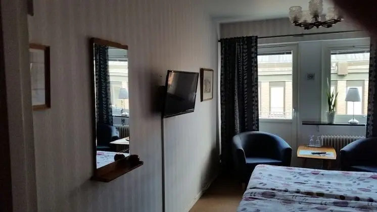 İki Ayrı Yataklı Oda (Private WC, Shared Shower)