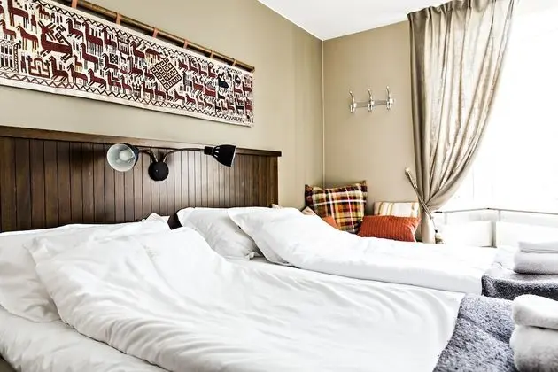 Standard Tek Büyük Yataklı Oda