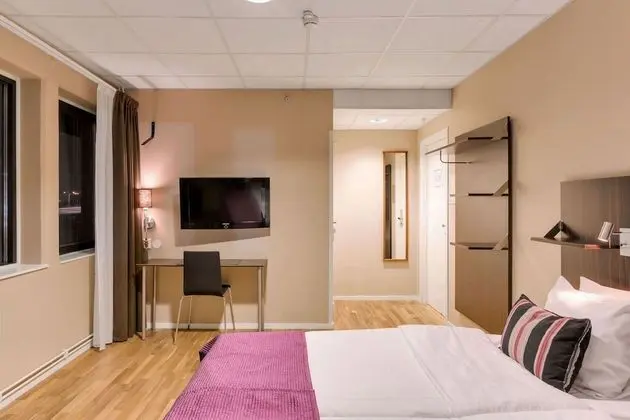Double Room Large