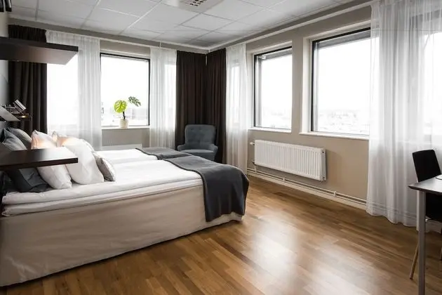 Double Room Large