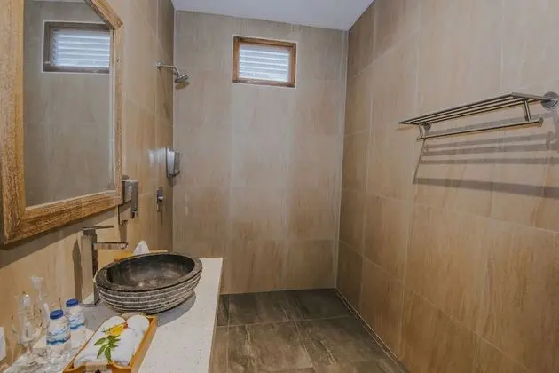 Villa, 2 Yatak Odası, Küçük Mutfak