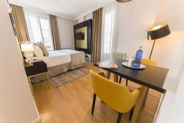 Standard Stüdyo, 1 Büyük (Queen) Boy Yatak