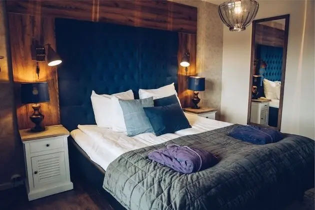 Tek Büyük Yataklı Oda, Balkon