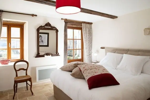 Comfort Tek Büyük Yataklı Oda (Chambre Zelie)