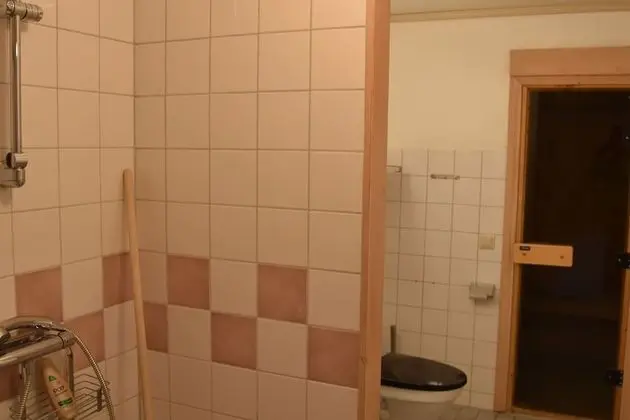 Tek Büyük Yataklı Oda (privat bastu och bubbelpool)