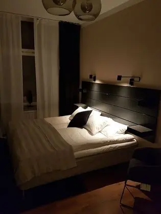 Tek Büyük Yataklı Oda (140cm bed)