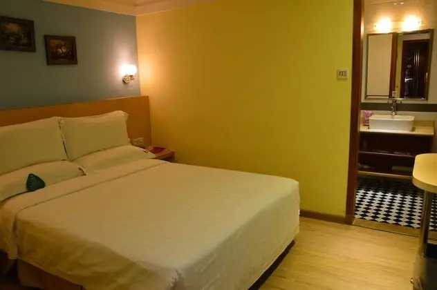 Comfort Tek Büyük Yataklı Oda