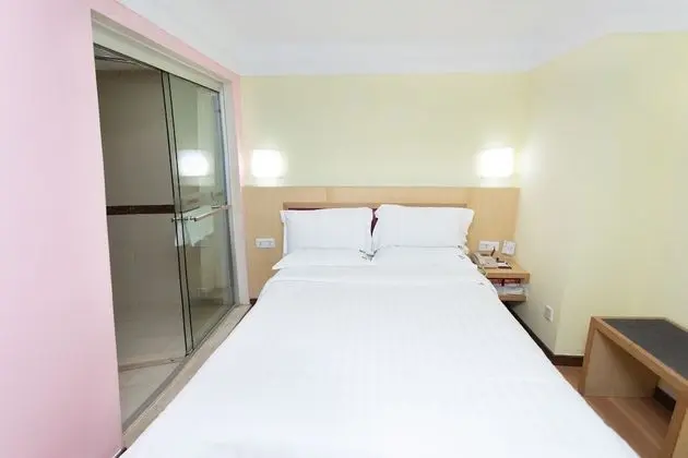 Comfort Tek Büyük Yataklı Oda