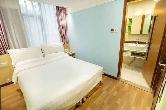 Comfort Tek Büyük Yataklı Oda