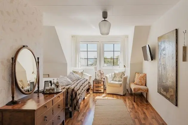 Tek Büyük Yataklı Oda