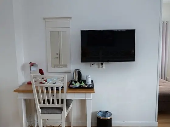 Standard Tek Büyük Yataklı Oda