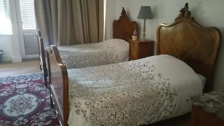 Grand Tek Büyük Yataklı Oda