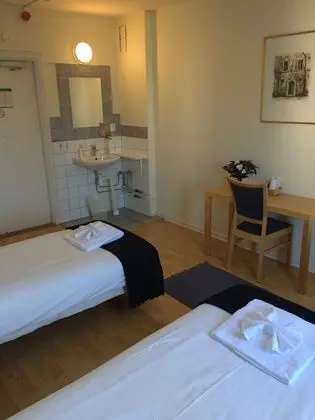 Economy Tek Büyük Yataklı Oda, Ortak Banyo