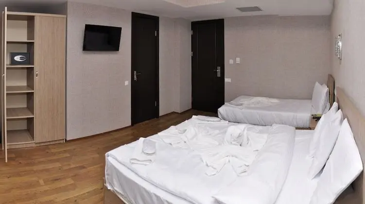 Standard Üç Kişilik Oda