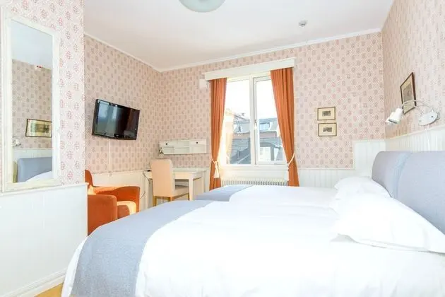 Basic İki Ayrı Yataklı Oda