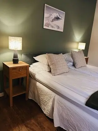 Basic Tek Büyük Yataklı Oda