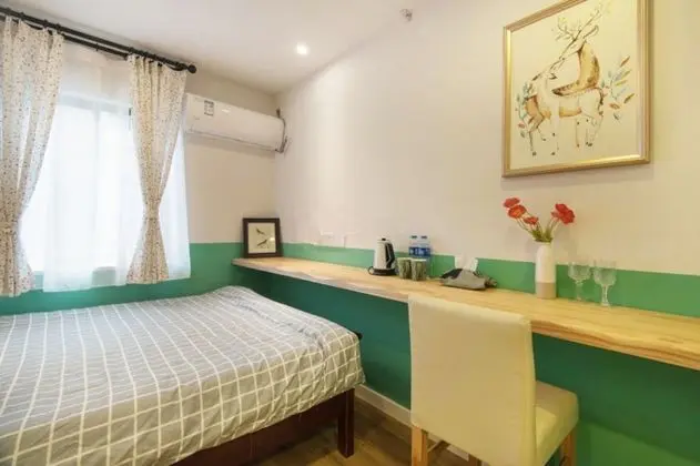 Deluxe Tek Büyük Yataklı Oda