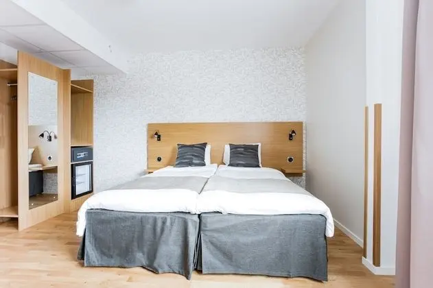 Classic Tek Büyük veya İki Ayrı Yataklı Oda