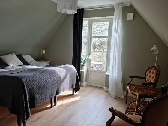 Tek Büyük Yataklı Oda