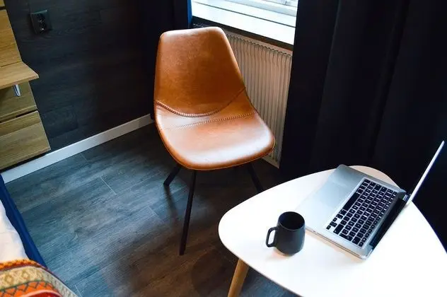 Oda, 1 Büyük (Queen) Boy Yatak