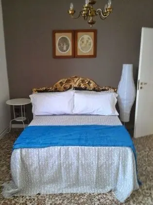 Tek Büyük Yataklı Oda, Banyolu/Duşlu