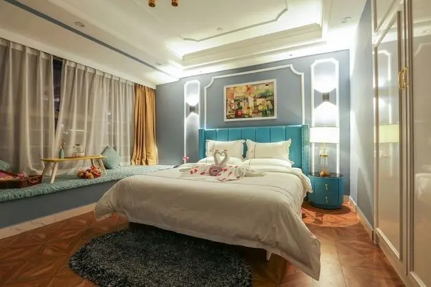 Business Tek Büyük Yataklı Oda