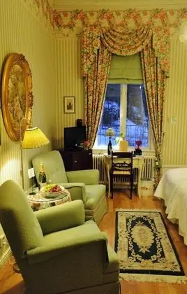 Superior Tek Büyük Yataklı Oda