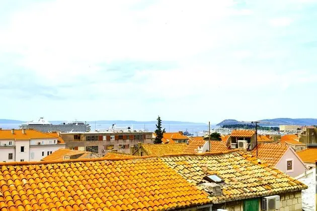 Deluxe Apart Daire, Deniz Manzaralı