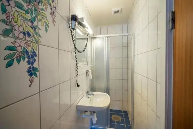 Tek Büyük Yataklı Oda, Bahçe Manzaralı