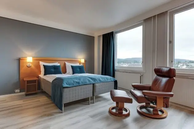 Superior Tek Büyük Yataklı Oda, Şehir Manzaralı