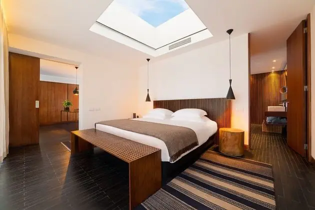 Sky View Suite