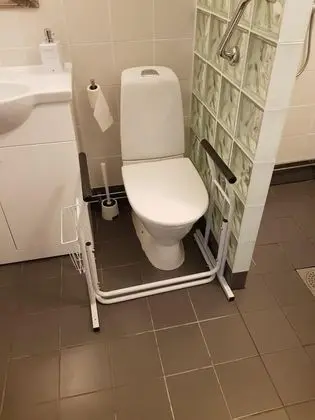 Standard Oda (Lake or Courtyard view)