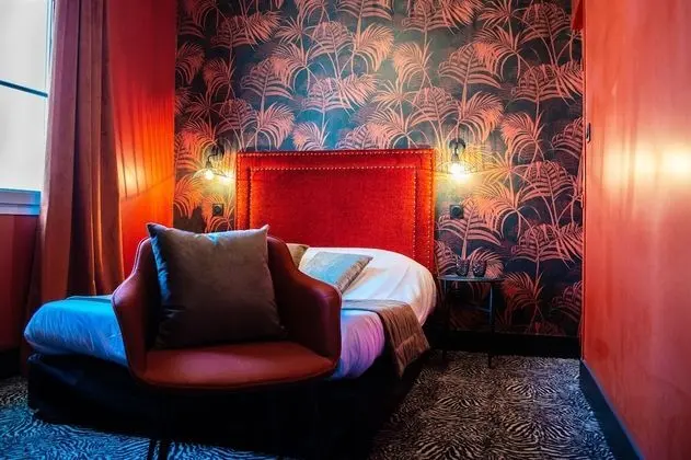 Classic Tek Büyük Yataklı Oda