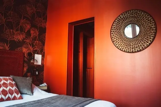 Classic Tek Büyük Yataklı Oda