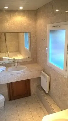 Classic Tek Büyük Yataklı Oda