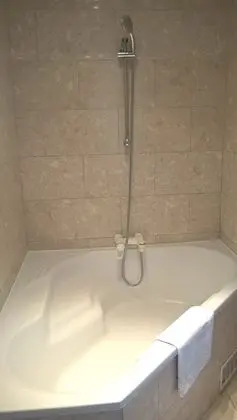 Classic Tek Büyük Yataklı Oda