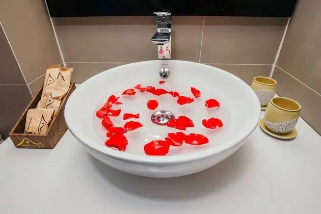 Superior Tek Büyük Yataklı Oda, Bahçe Manzaralı
