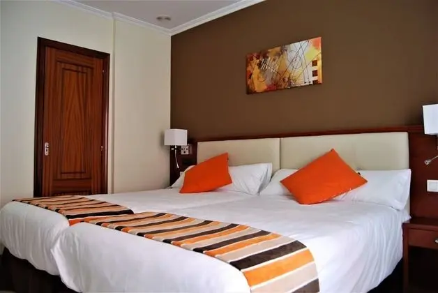 Tek Büyük veya İki Ayrı Yataklı Oda