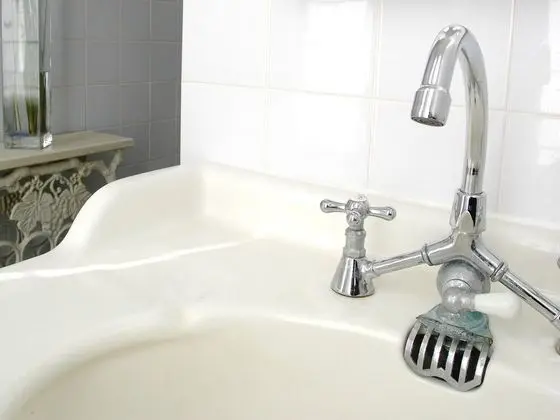 Tek Büyük veya İki Ayrı Yataklı Oda, Banyolu/Duşlu (Chambre 2)