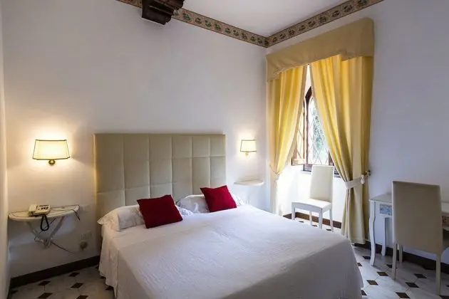 Comfort Tek Büyük Yataklı Oda