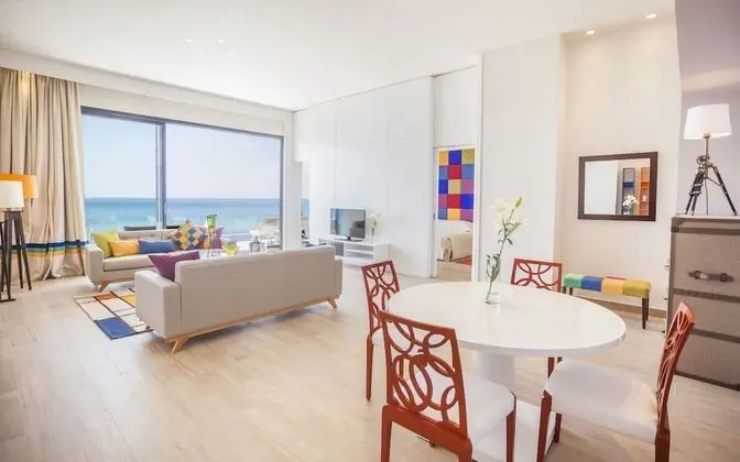 Legend Suite, 3 rd floor