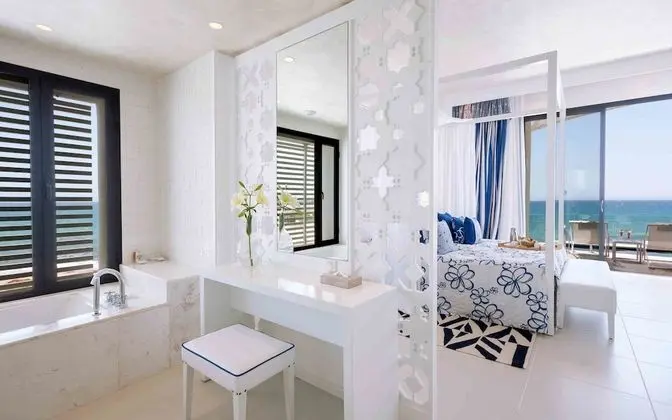 Legend Suite, 3 rd floor